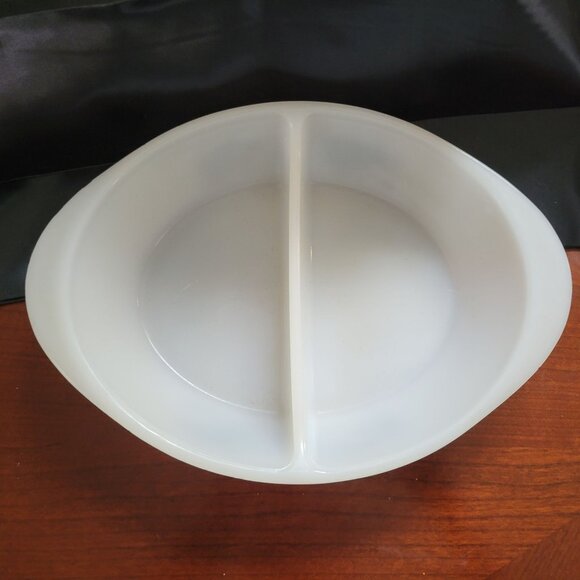 Vintage Glasbake Milk Glass Divided Dish With Blue Farm Scene Print - Picture 4 of 8